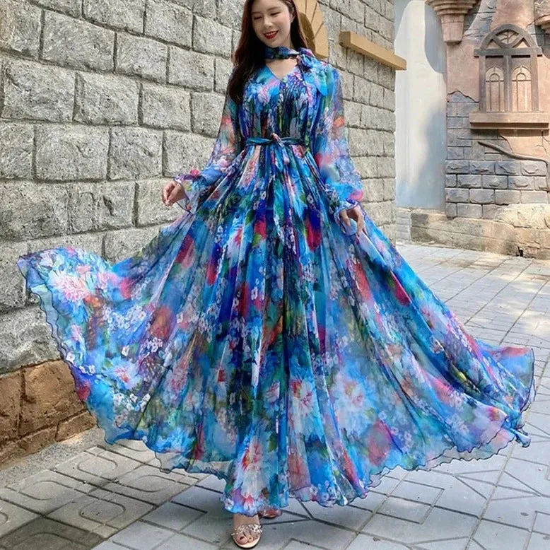 Bedrucktes Spitzenkleid