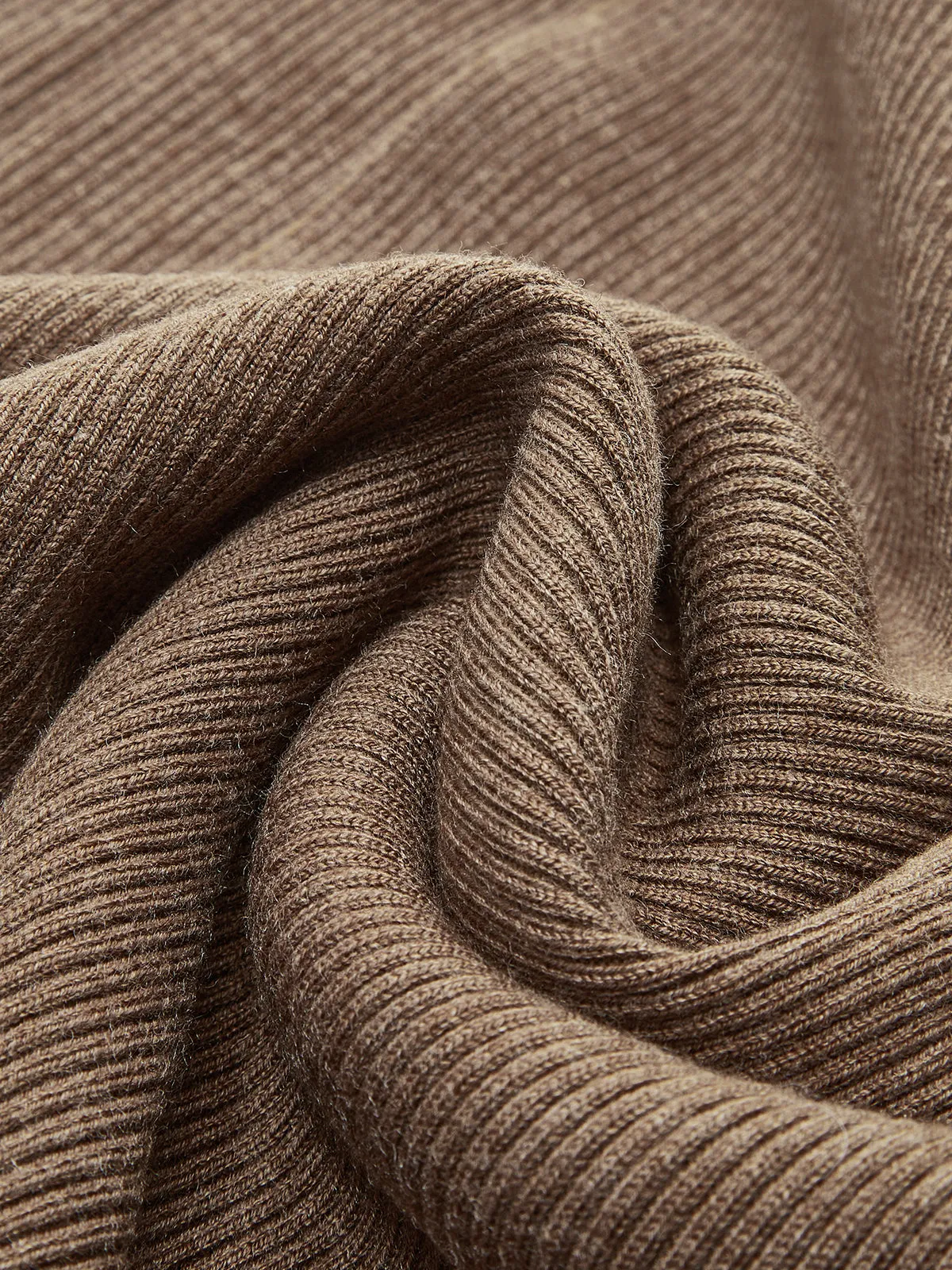 Heidi-Mode | Eleganter Karamell Maxi-Strickrock mit Schlitz