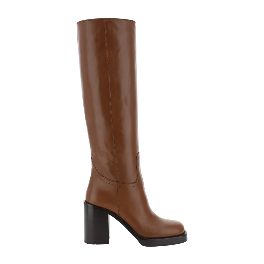 Hohe Stiefel für Frauen