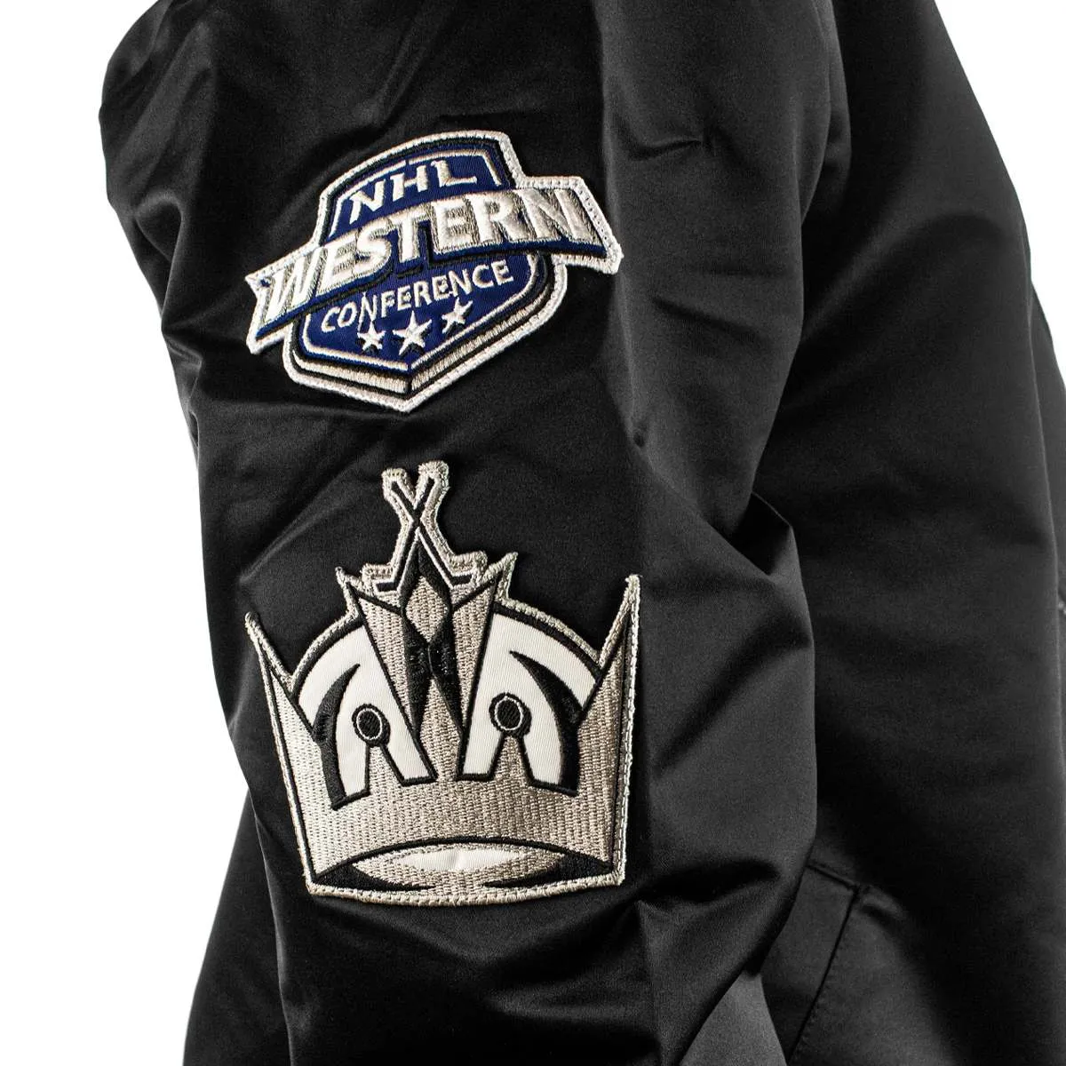Mitchell & Ness Los Angeles Kings NHL Lightweight Satin Bomber Jacke SJKT7154-LAKYYPPPBLCK - schwarz