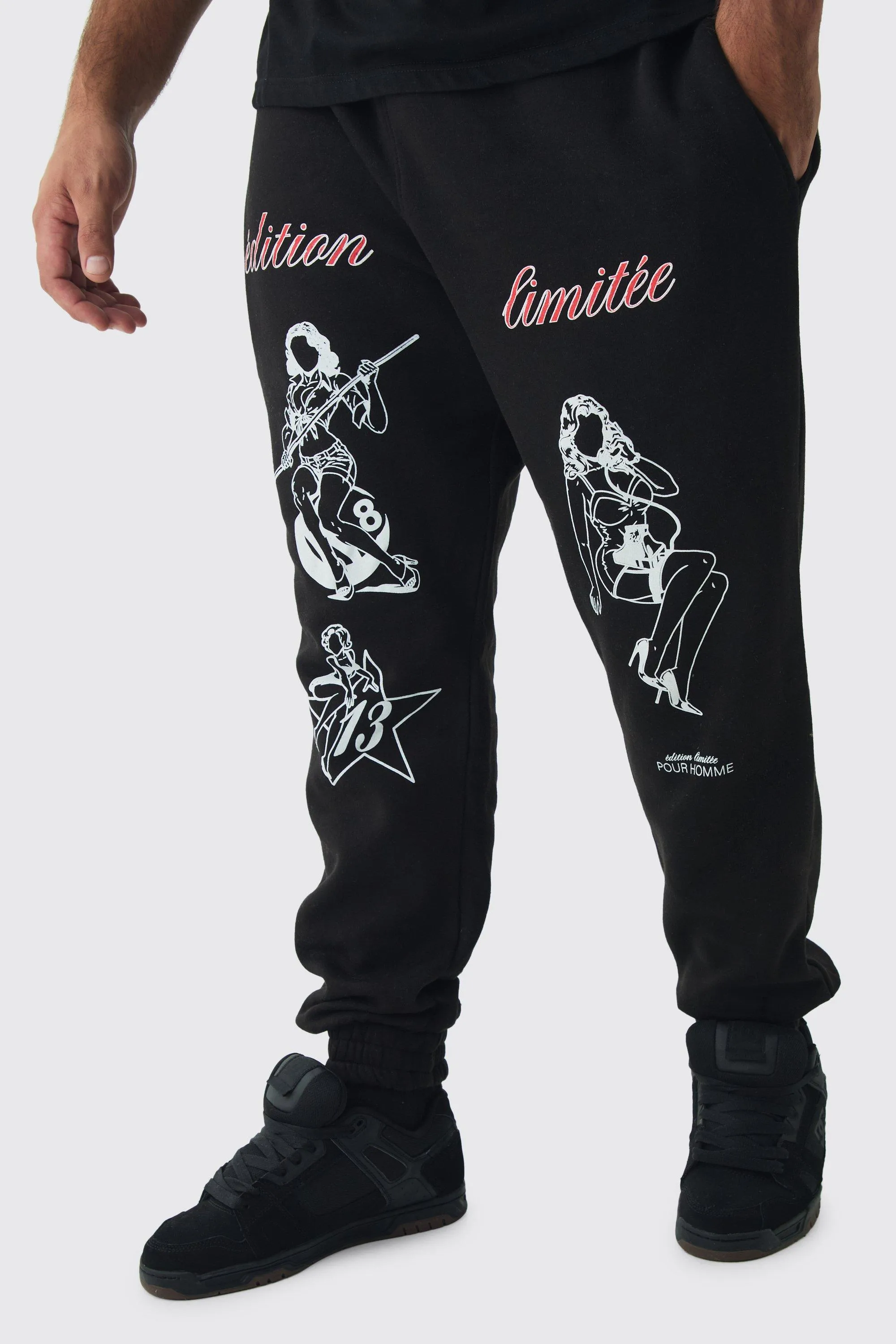 Plus Oversize Pinup Model Jogginghose