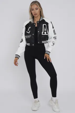Trendige kurze Jacke im College-Stil mit „A Ref-1881“.