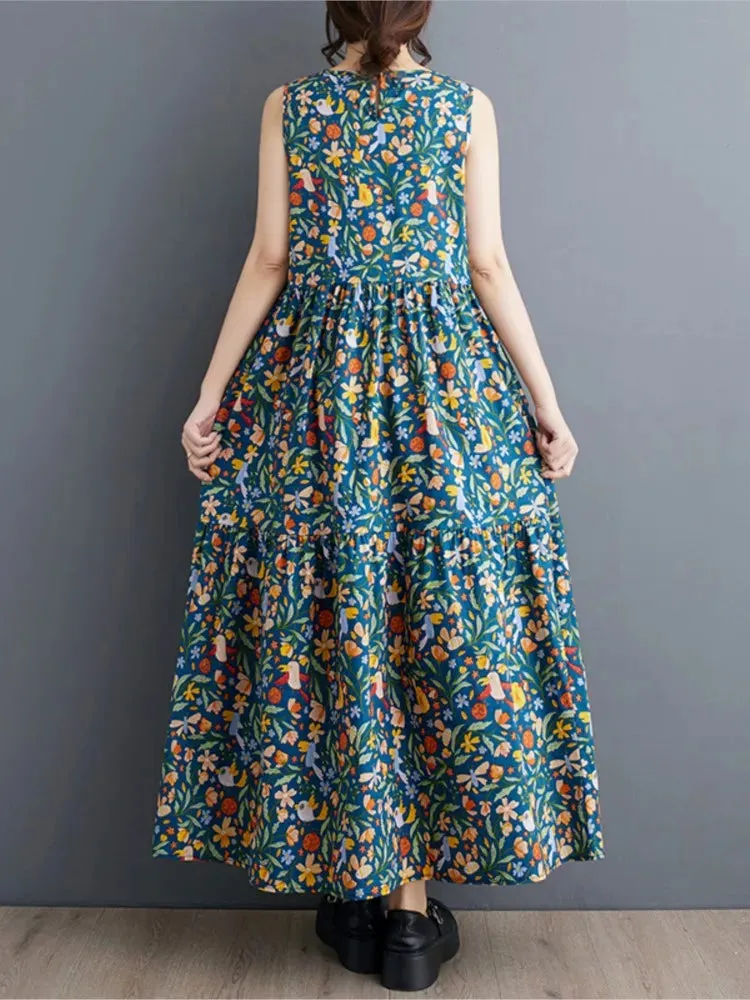 – Weites, florales Sommerkleid mit Rüschen und ärmellosem Schnitt